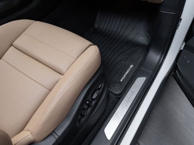 2025 Porsche Cayenne Base