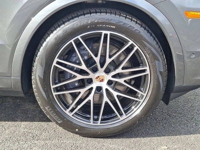 2026 Porsche Cayenne Base