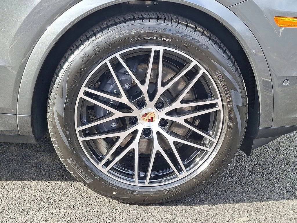 2026 Porsche Cayenne Base