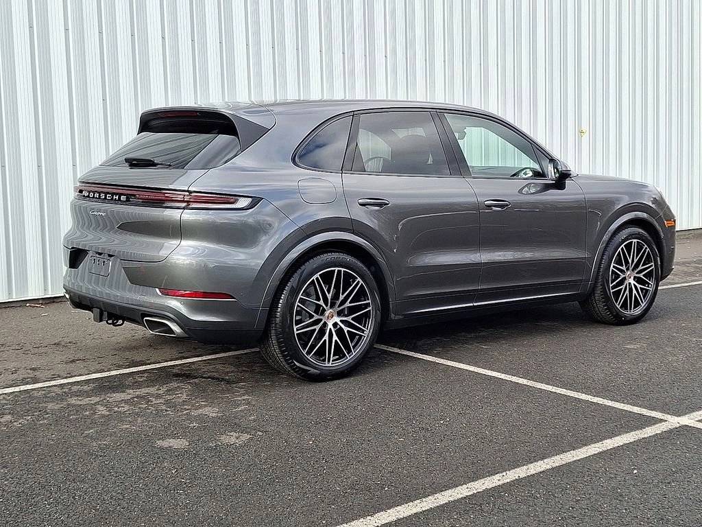 2026 Porsche Cayenne Base