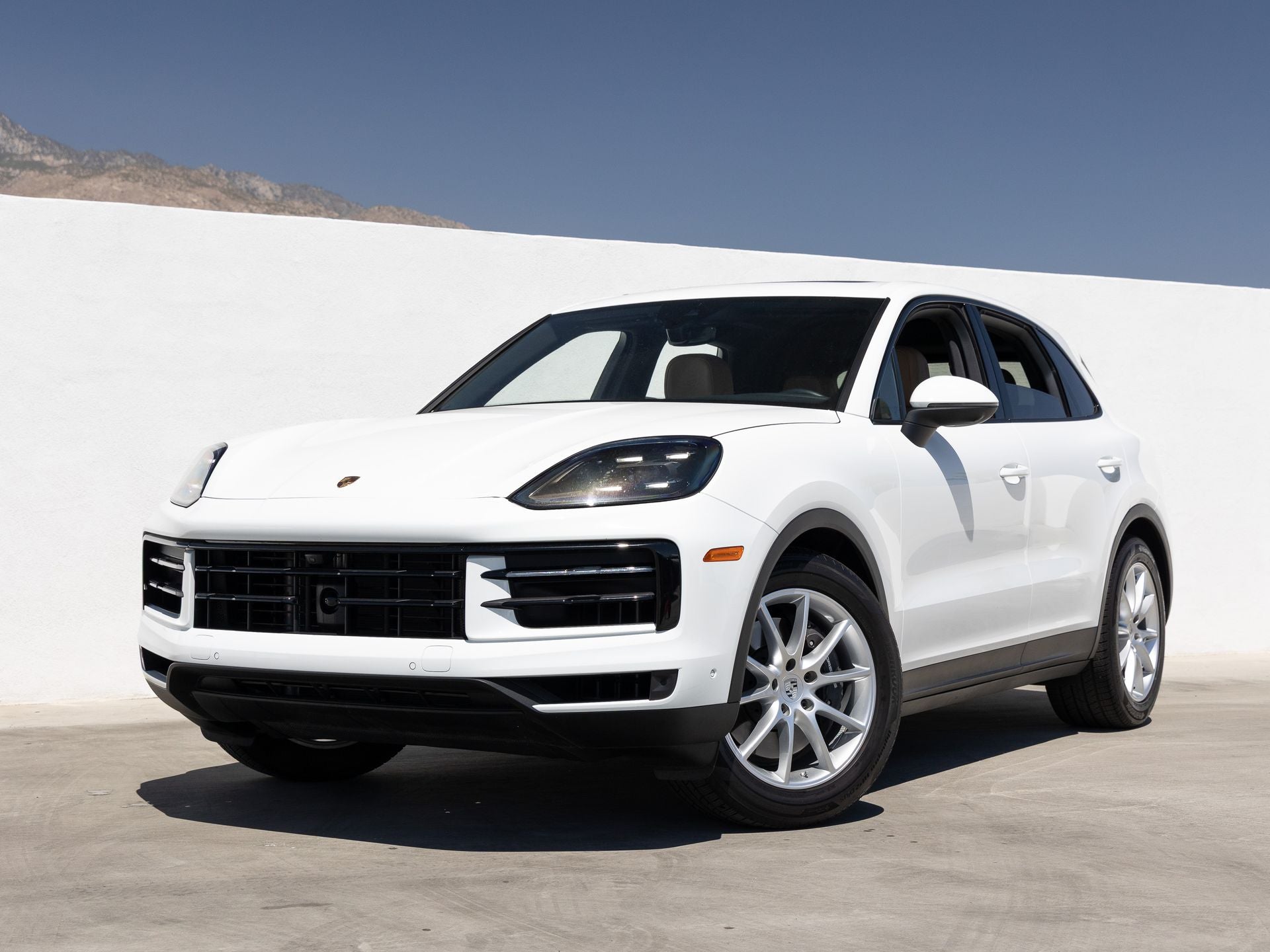 2025 Porsche Cayenne Base