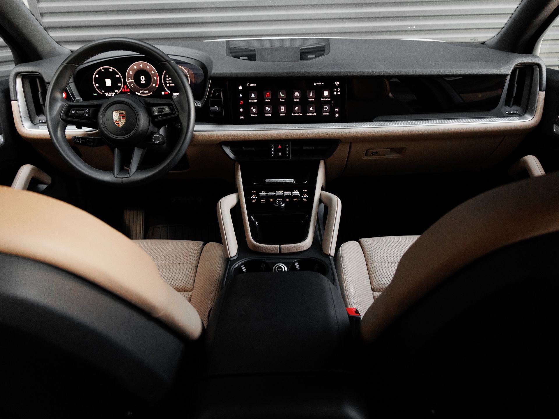 2025 Porsche Cayenne Base
