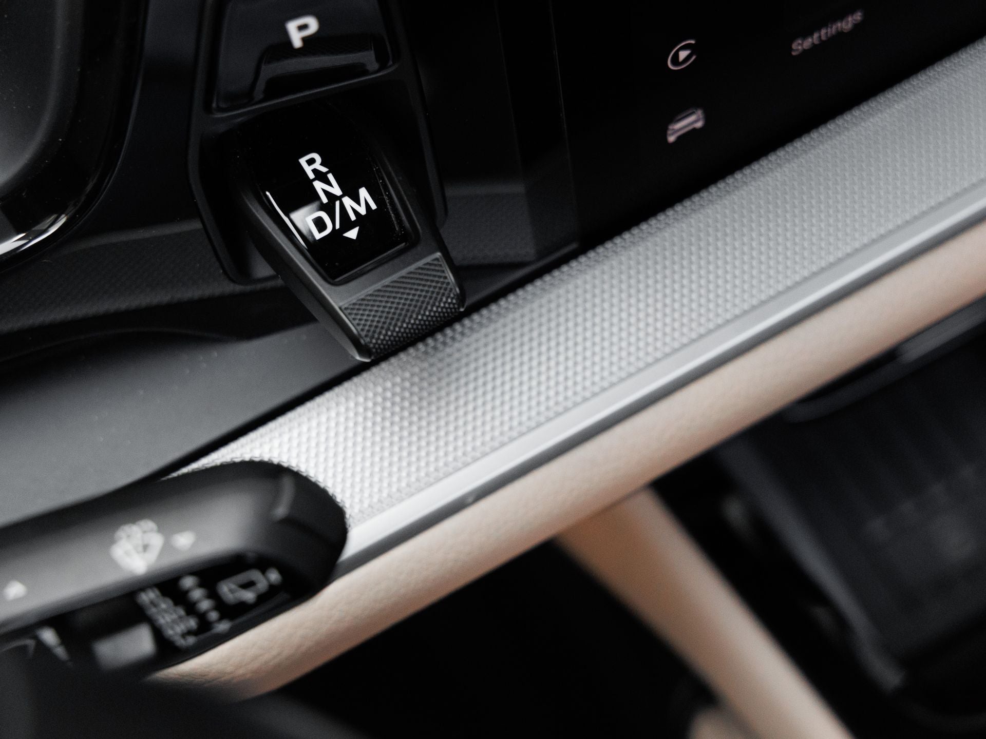 2025 Porsche Cayenne Base