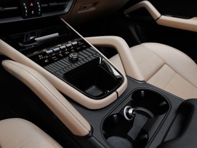 2025 Porsche Cayenne Base