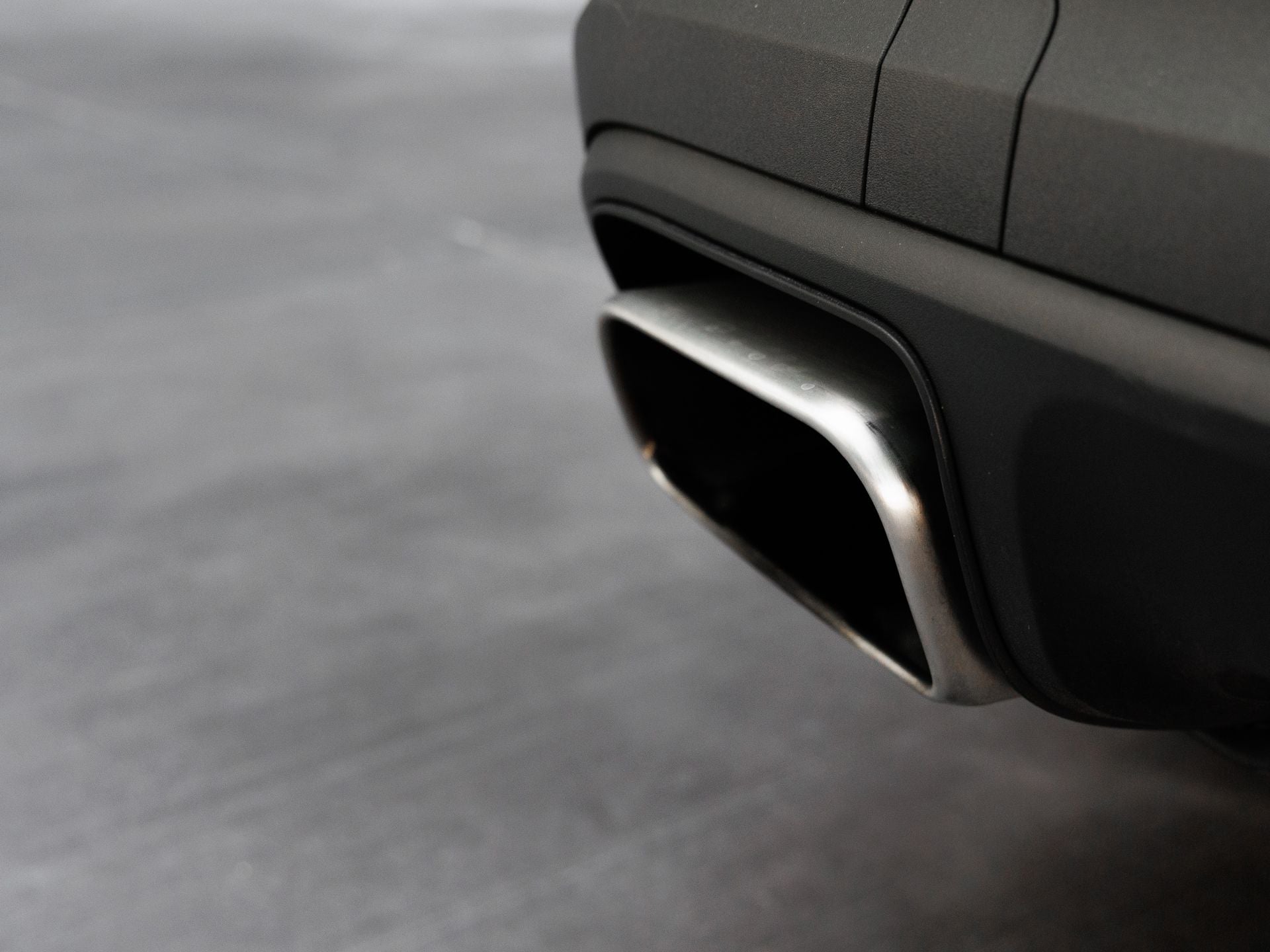 2025 Porsche Cayenne Base