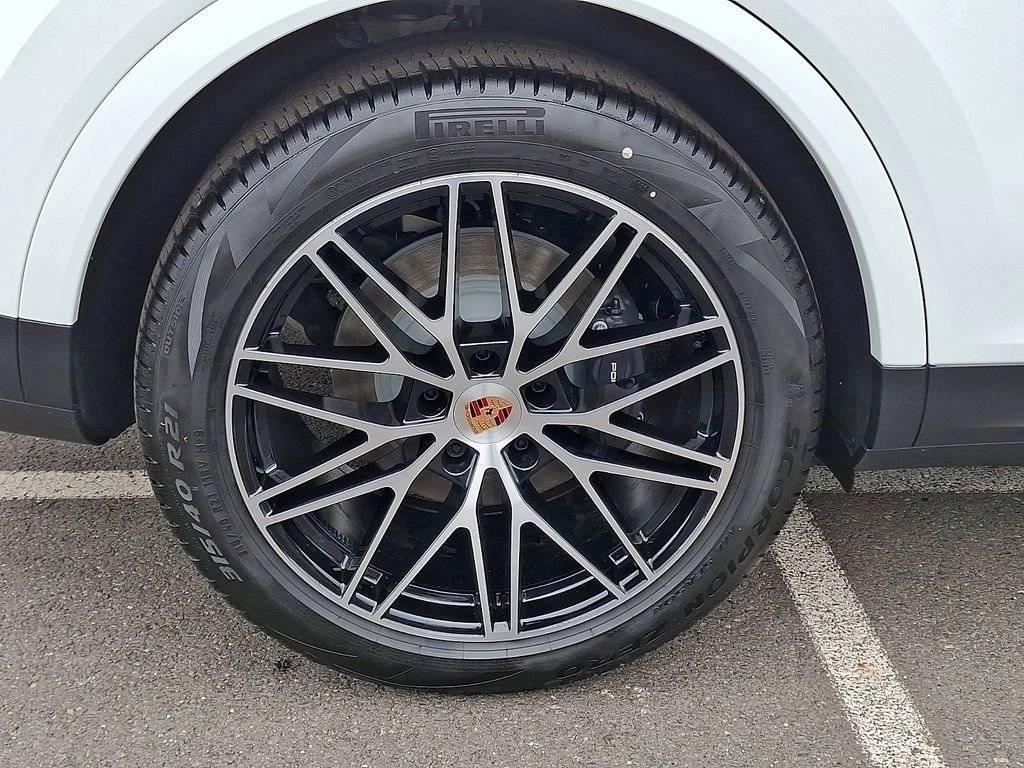 2026 Porsche Cayenne Base