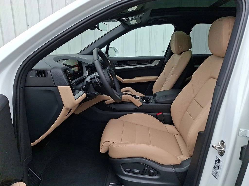 2026 Porsche Cayenne Base