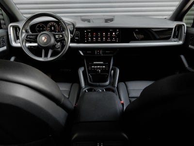 2024 Porsche Cayenne Base