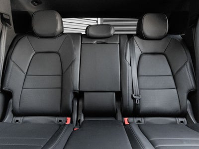 2024 Porsche Cayenne Base