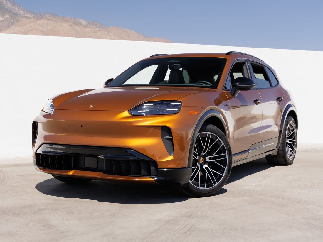 2026 Porsche Cayenne Electric — photo 1 of 52