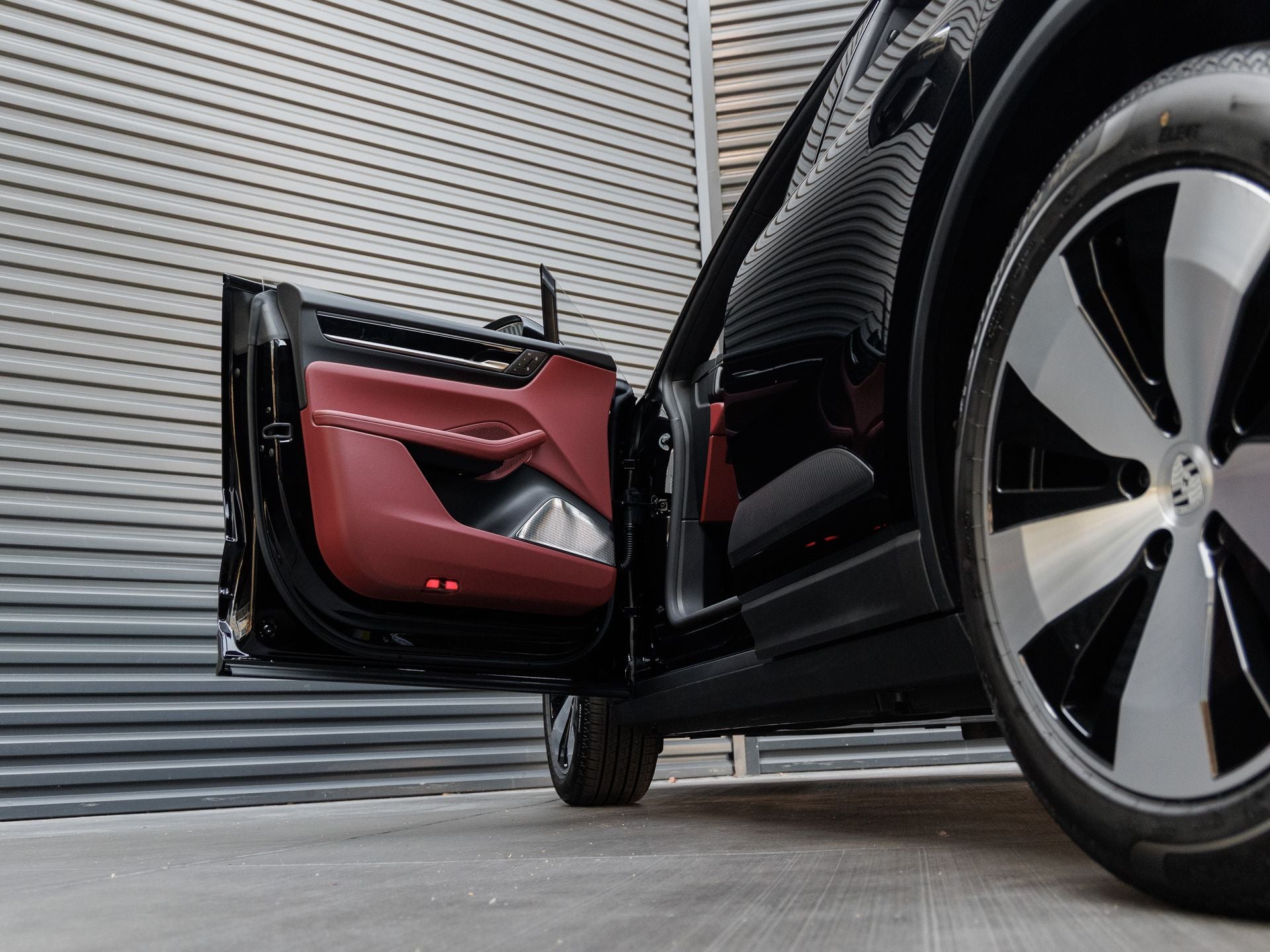 2026 Porsche Macan 4 Electric