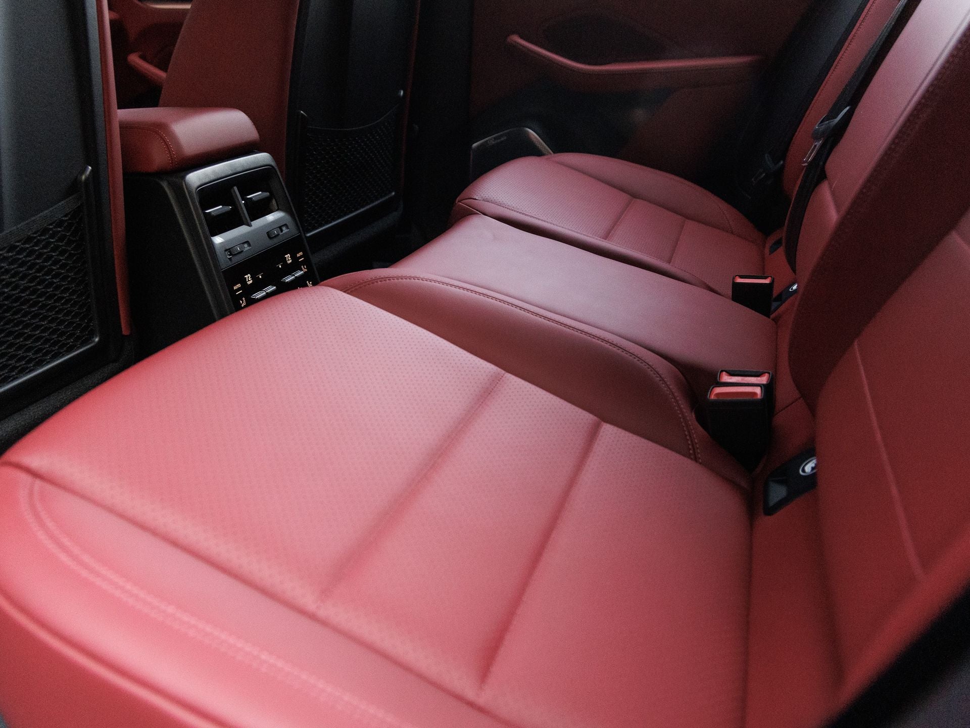 2026 Porsche Macan 4 Electric