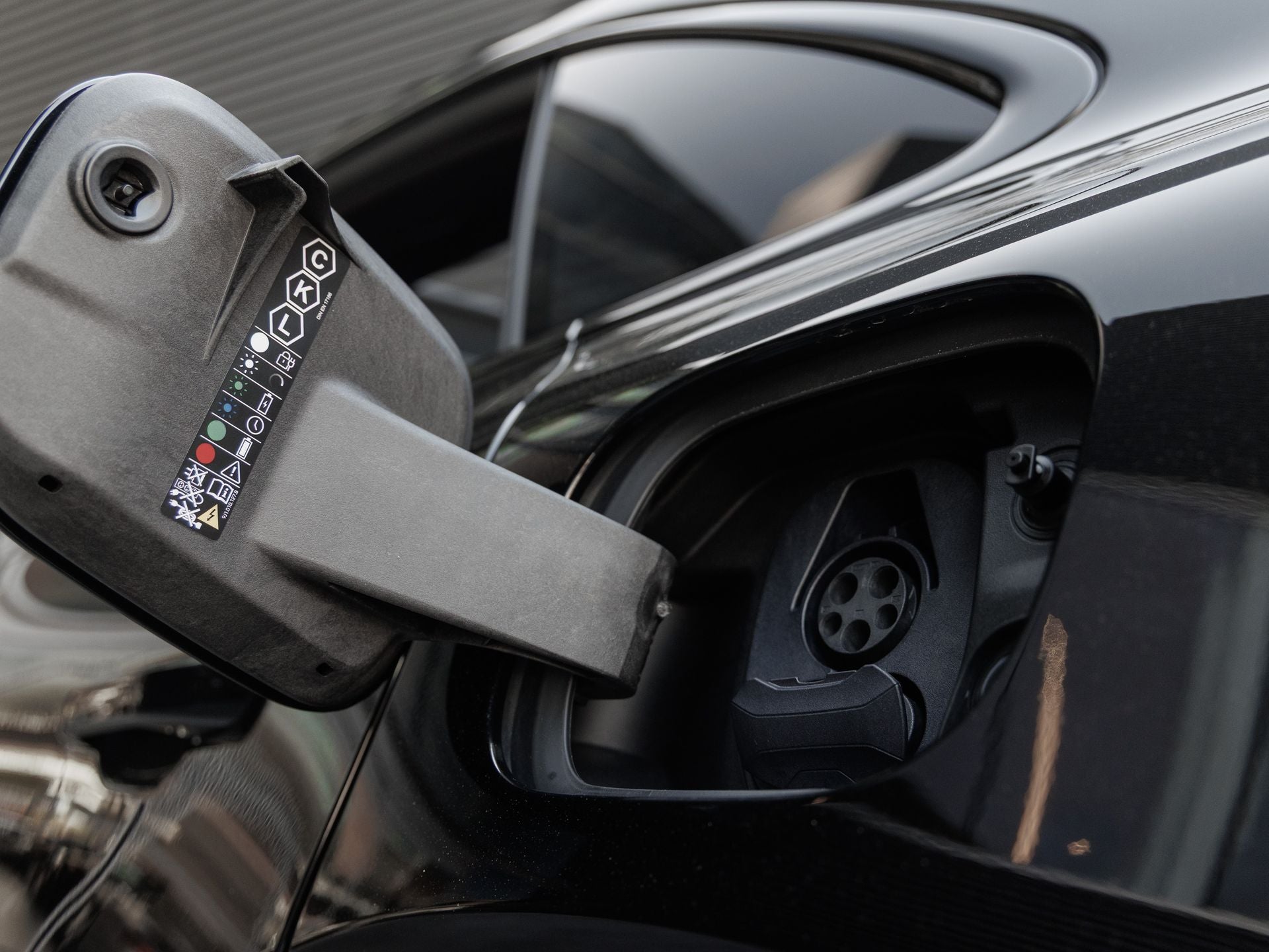 2026 Porsche Macan 4 Electric
