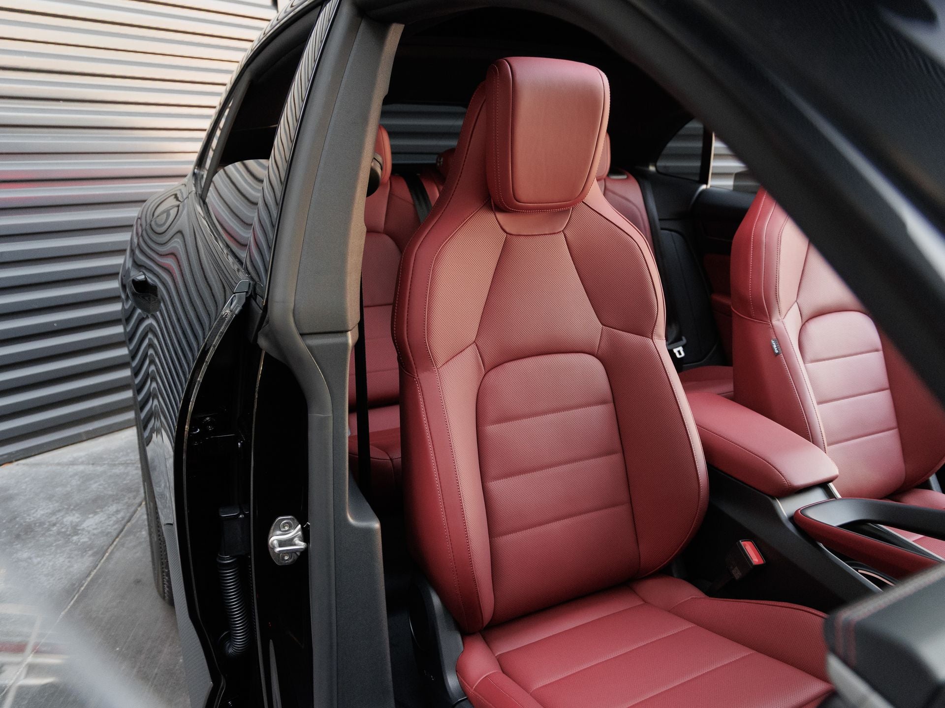 2026 Porsche Macan 4 Electric