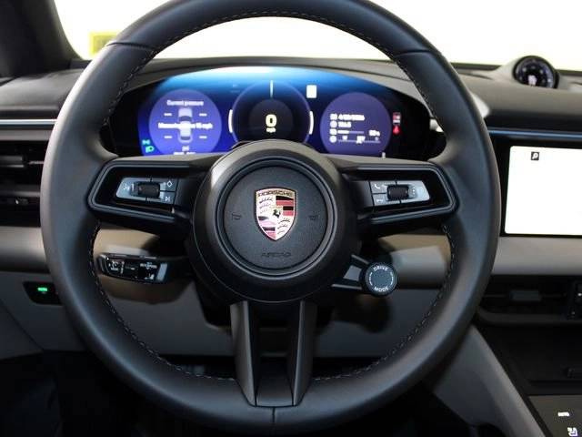 2026 Porsche Macan Macan 4 Electric