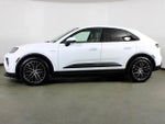 2026 Porsche Macan Macan 4 Electric