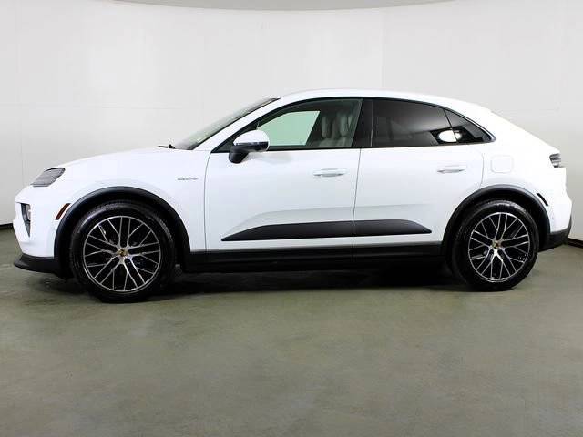 2026 Porsche Macan Macan 4 Electric