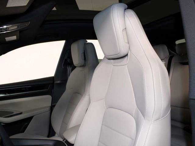 2026 Porsche Macan Macan 4 Electric