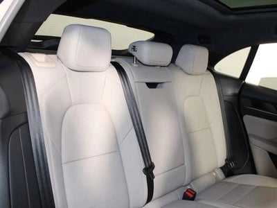 2026 Porsche Macan Macan 4 Electric