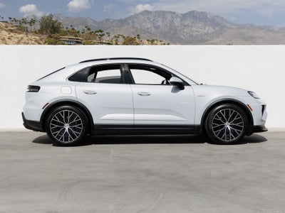 2026 Porsche Macan Macan 4 Electric