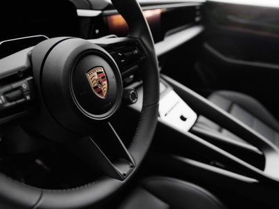 2026 Porsche Macan Macan 4 Electric