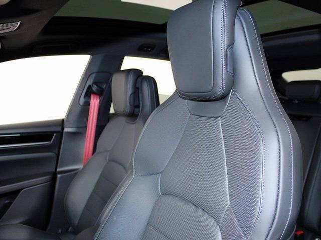 2026 Porsche Macan Macan 4 Electric
