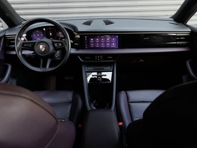 2024 Porsche Macan Macan 4