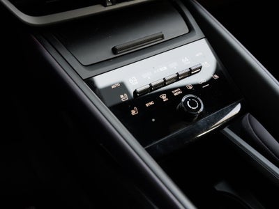 2024 Porsche Macan Macan 4