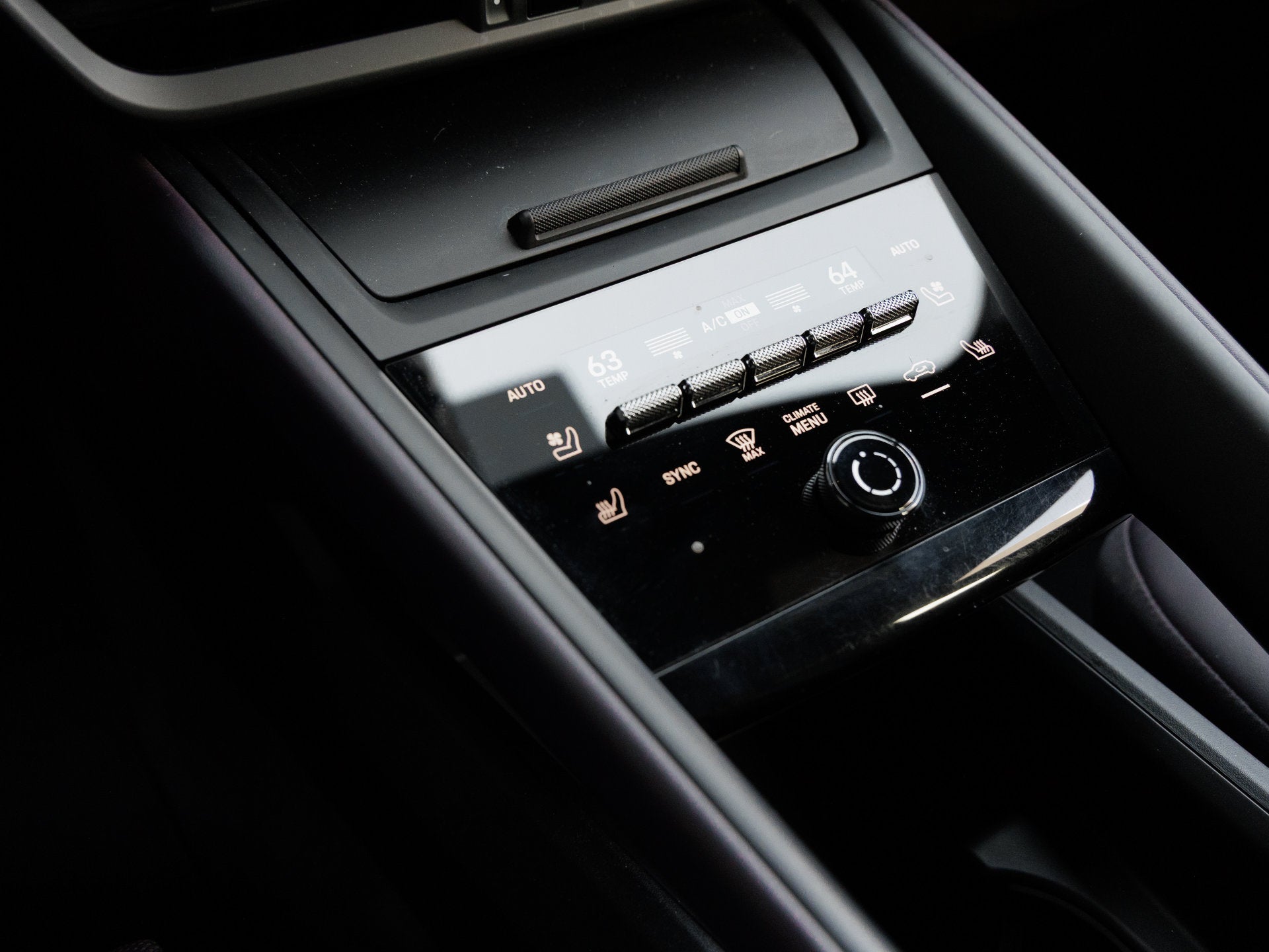 2024 Porsche Macan Macan 4