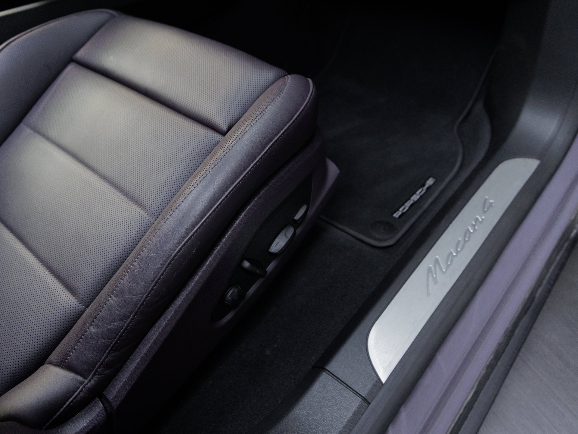 2024 Porsche Macan Macan 4