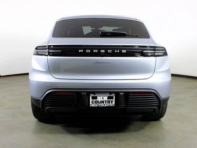 2026 Porsche Macan Macan 4 Electric