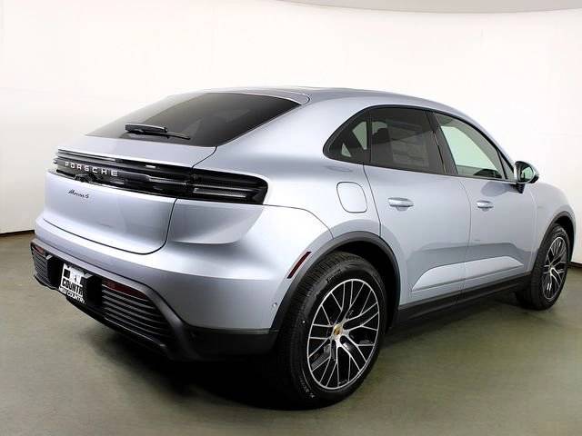 2026 Porsche Macan Macan 4 Electric
