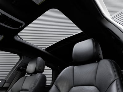 2021 Porsche Macan Macan S