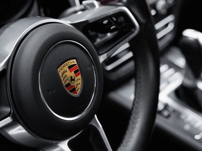 2021 Porsche Macan Macan S