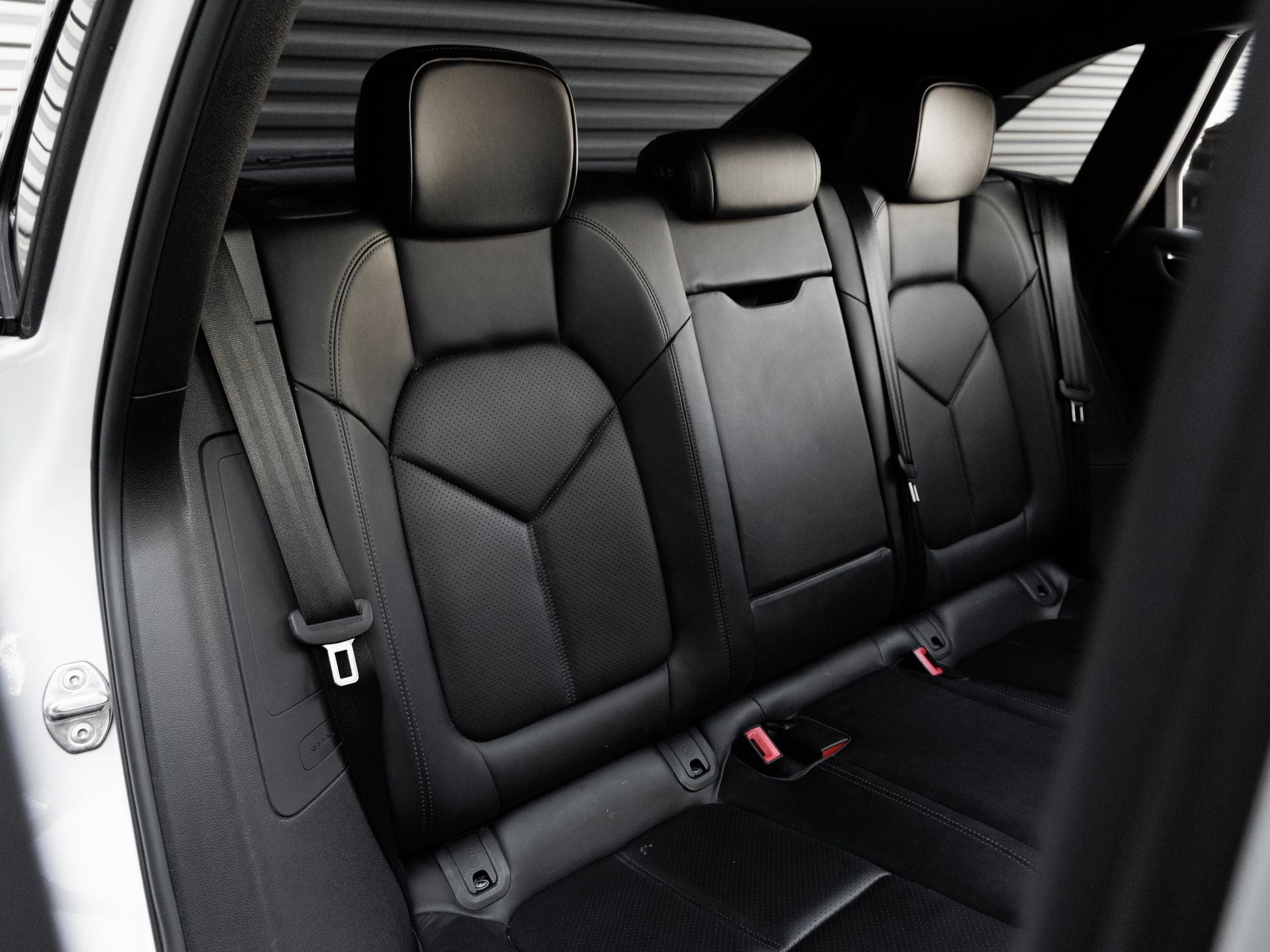 2021 Porsche Macan Macan S