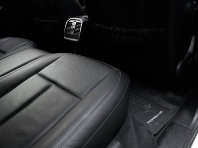 2021 Porsche Macan Macan S