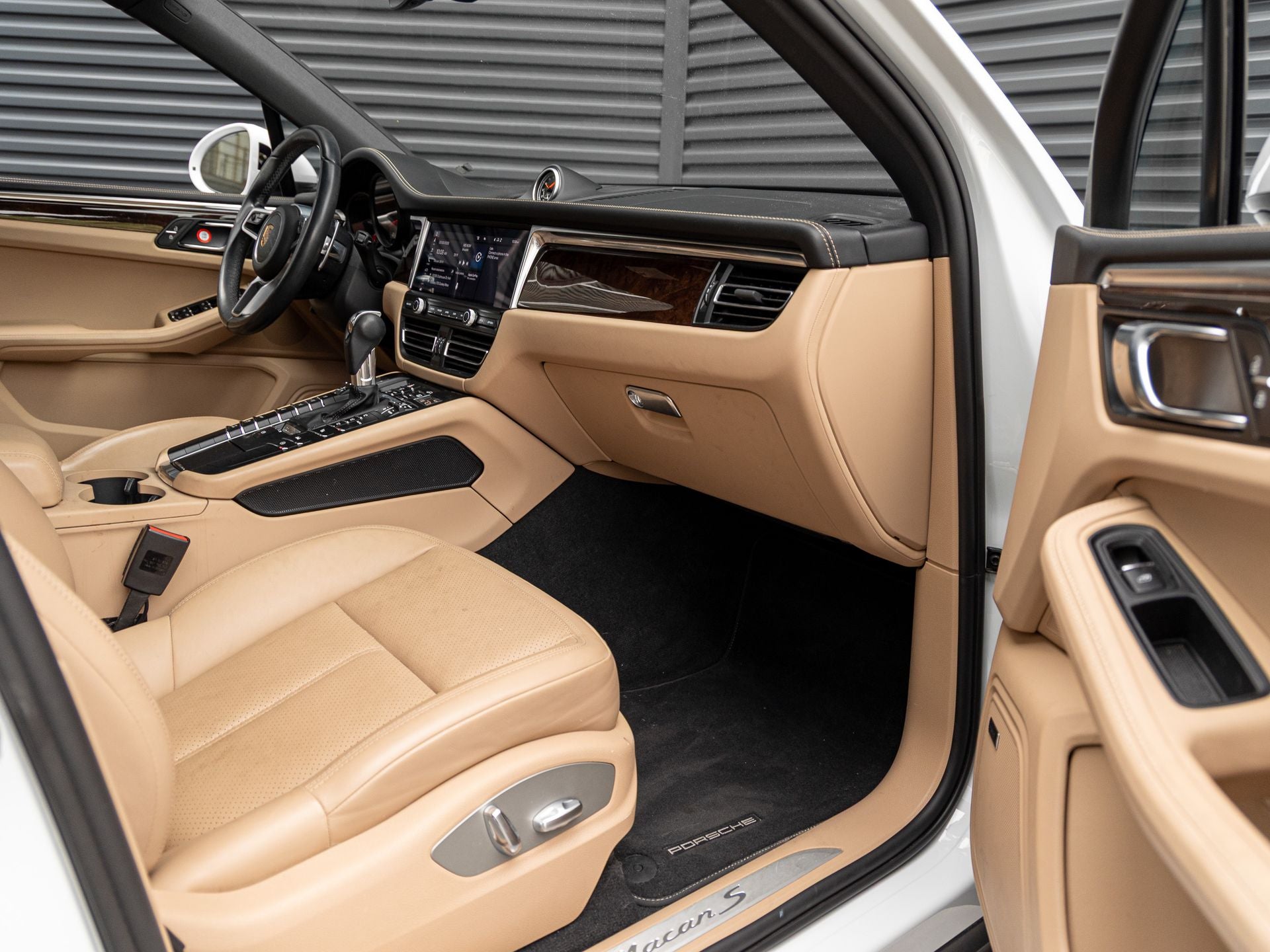 2021 Porsche Macan S