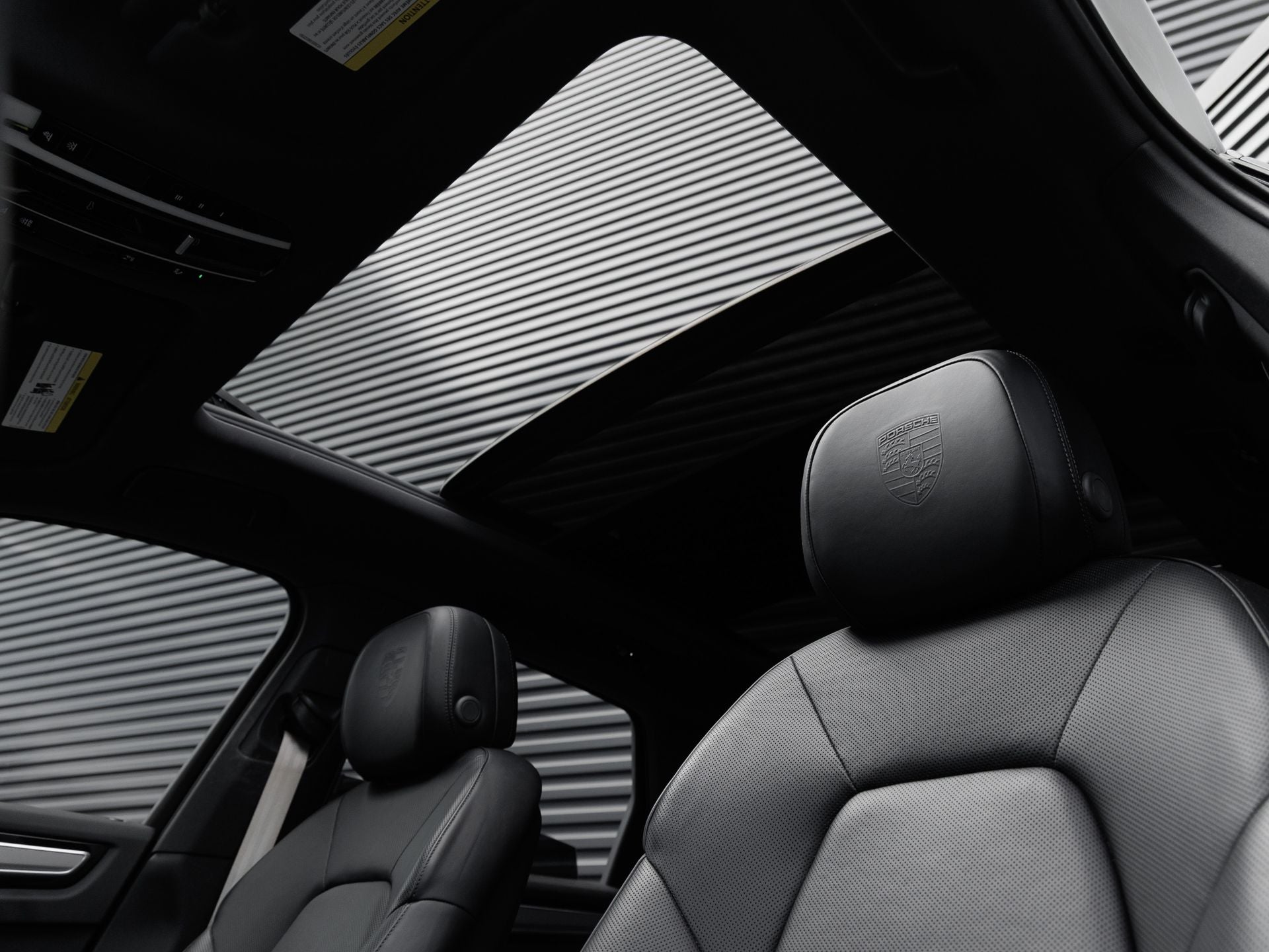 2023 Porsche Cayenne Cayenne S Platinum Edition (MY23)