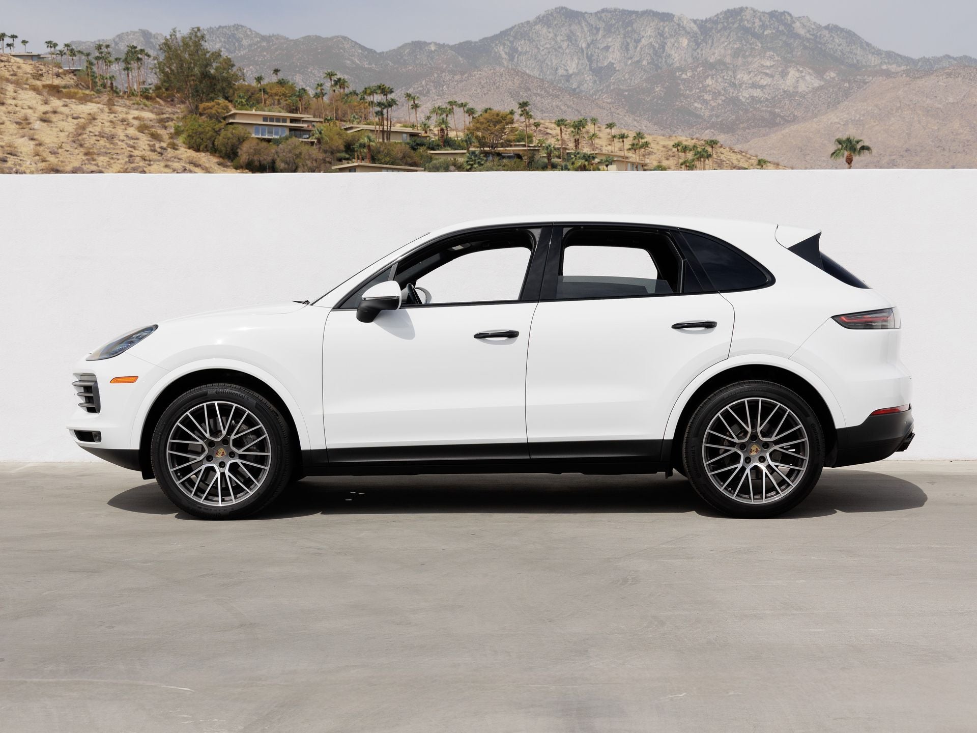 2023 Porsche Cayenne Cayenne S Platinum Edition (MY23)