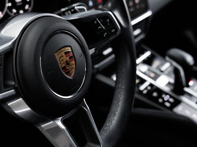2023 Porsche Cayenne Cayenne S Platinum Edition (MY23)