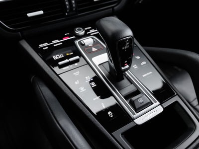 2023 Porsche Cayenne Cayenne S Platinum Edition (MY23)