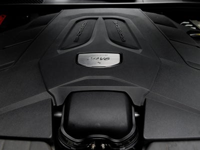 2023 Porsche Cayenne Cayenne S Platinum Edition (MY23)