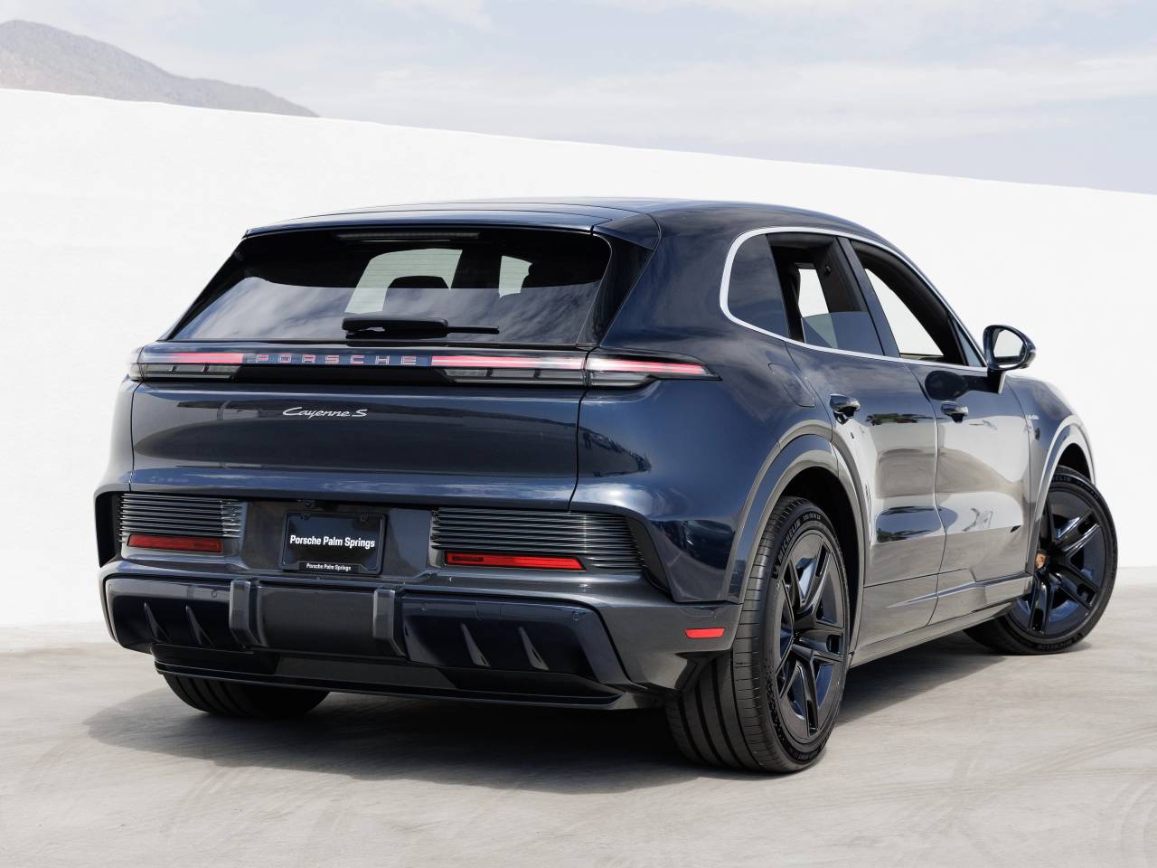 2026 Porsche Cayenne Cayenne S Electric