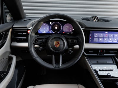 2025 Porsche Macan 4S Electric