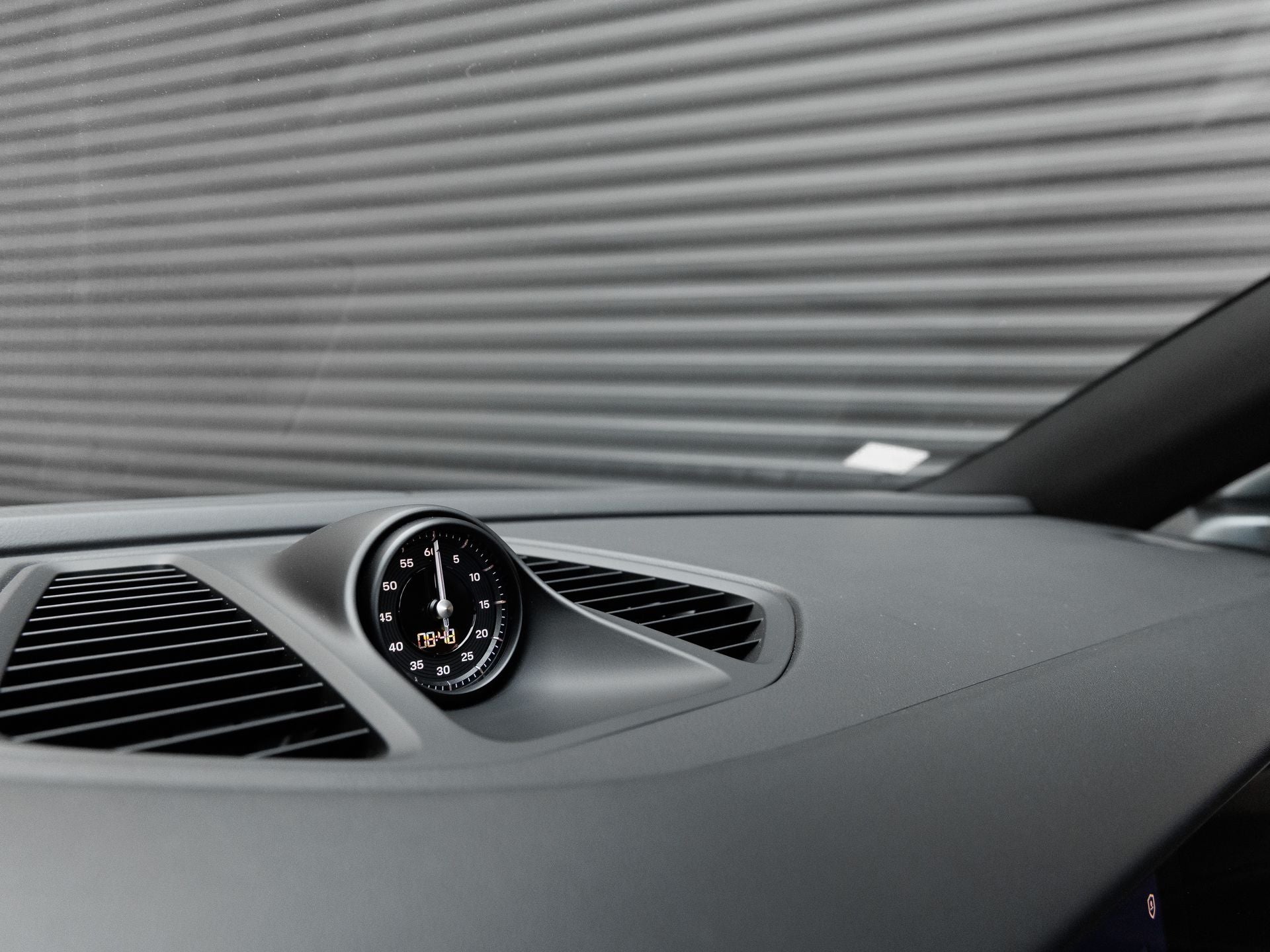 2025 Porsche Macan 4S Electric