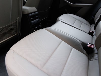 2025 Porsche Macan 4S Electric
