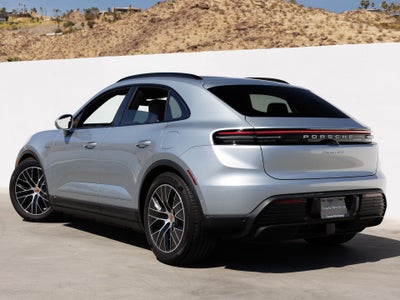 2025 Porsche Macan 4S Electric