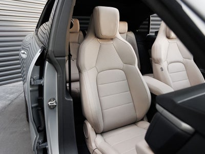 2025 Porsche Macan 4S Electric