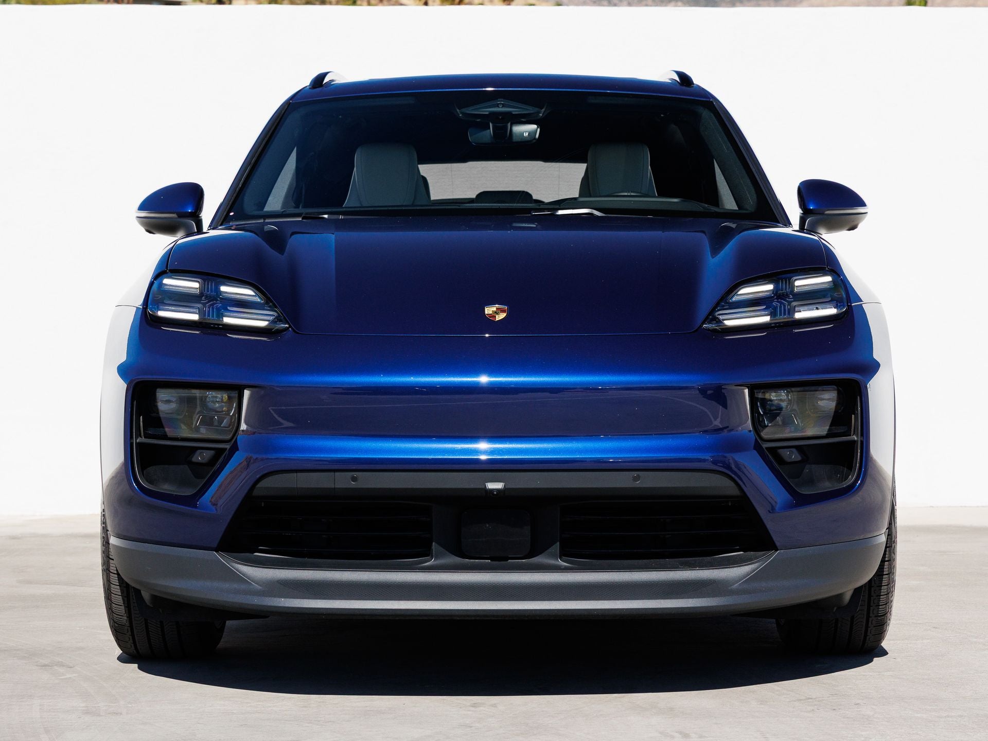 2025 Porsche Macan 4S Electric