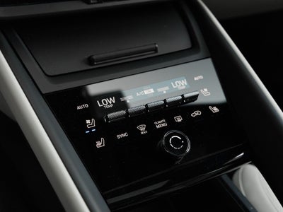 2025 Porsche Macan 4S Electric